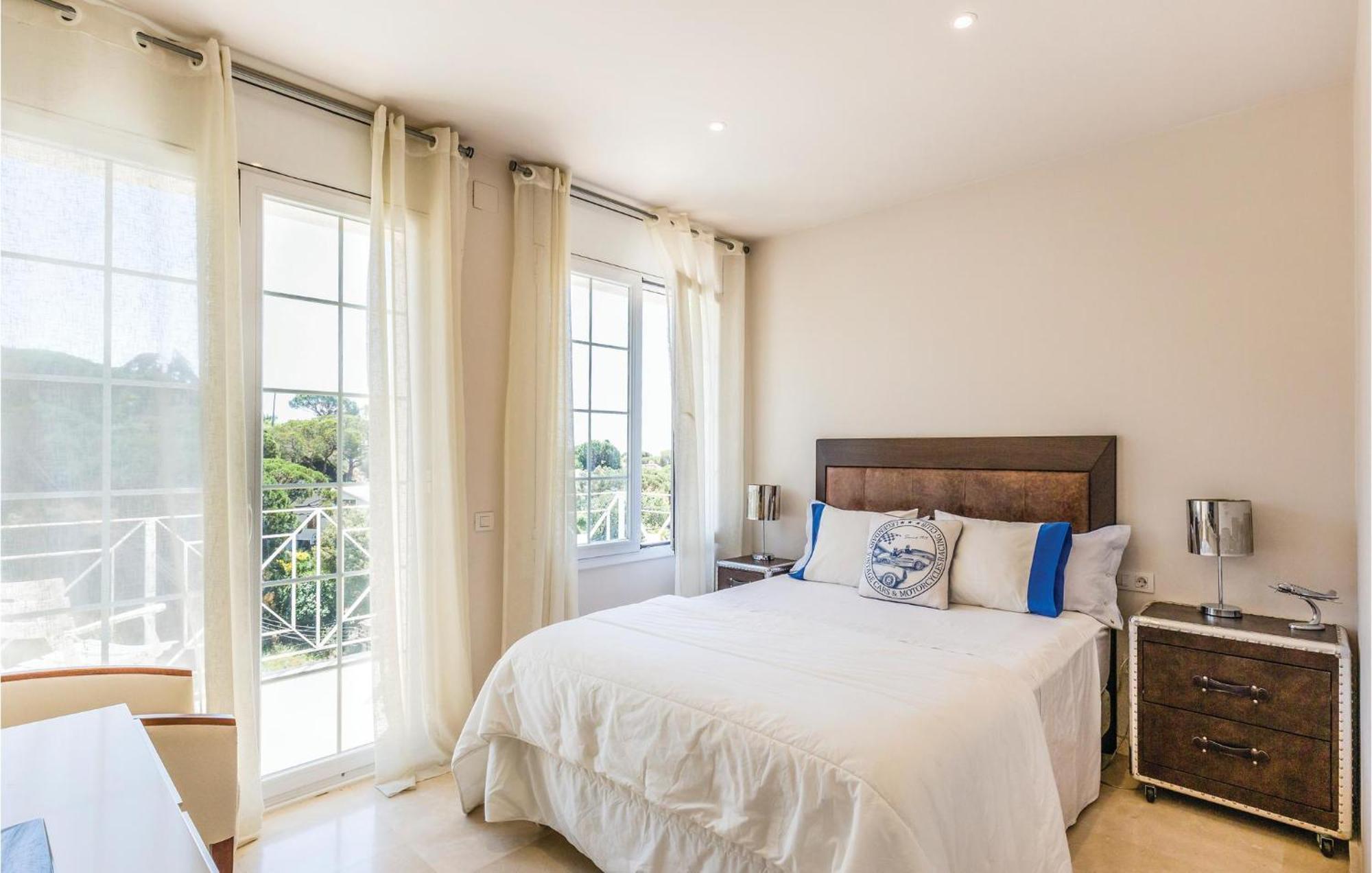 Nice Home In Cabrils With House A Mountain View 외부 사진
